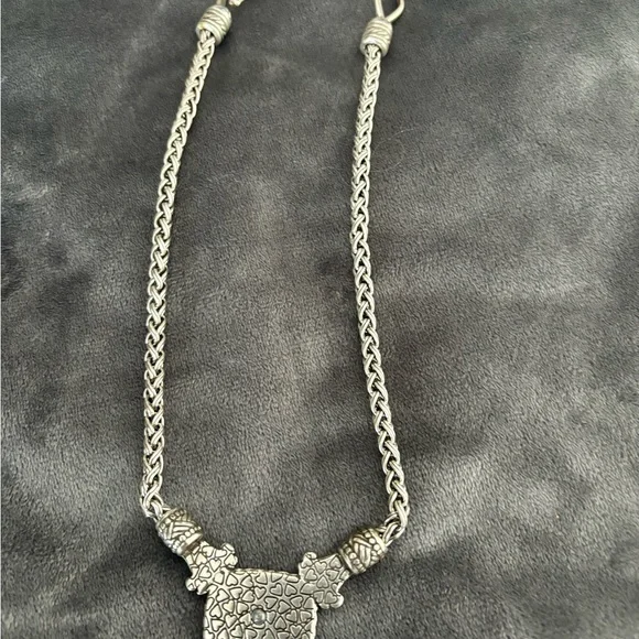 Brighton necklace - Picture 3 of 3